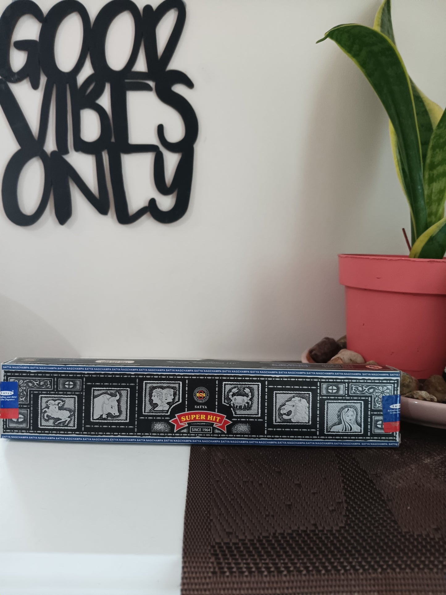 SATYA Incense sticks